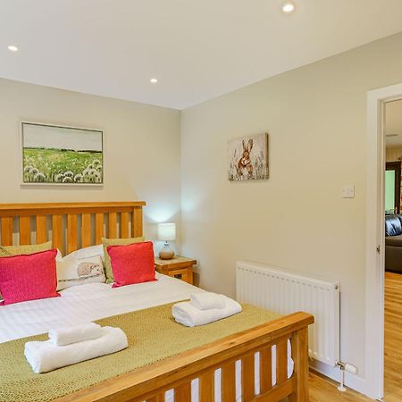 Bluebell Lodge 4 With Hot Tub Newton Stewart Esterno foto